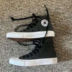 Converse high top